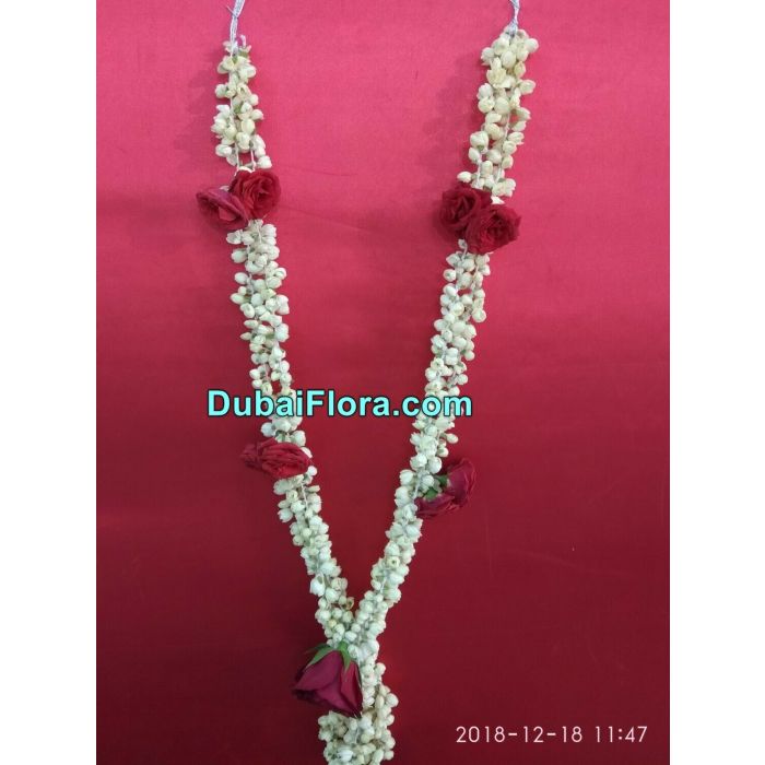 Jasmine Garland with Roses