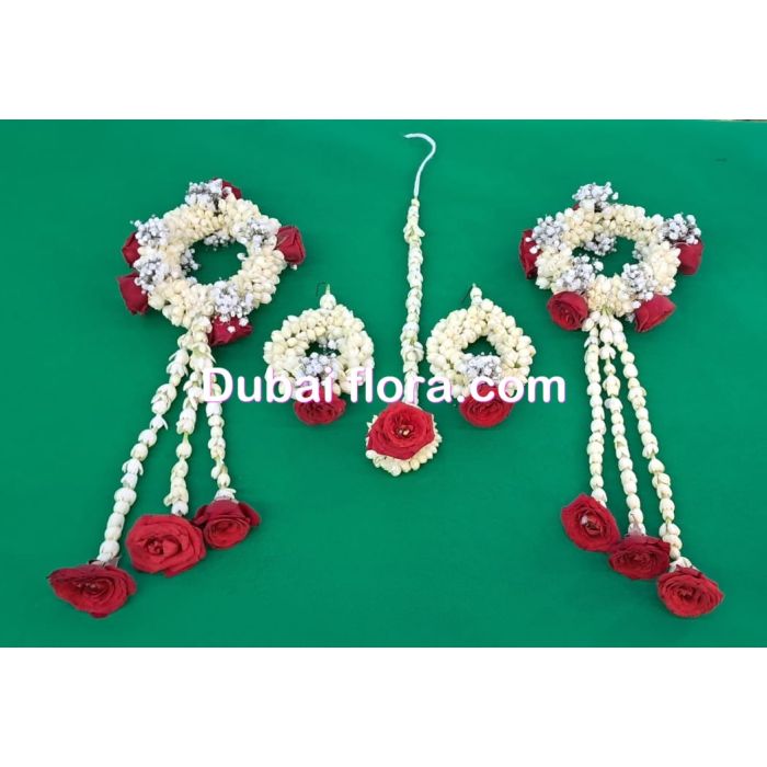Bridal Set With Red baby Roses & Gypsophilia & fresh flower Tassel