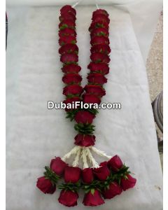 Fresh Red Roses & Green Leaves Garland – 30 Inches
